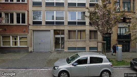 Apartments for rent in Brussels Schaarbeek - Photo from Google Street View