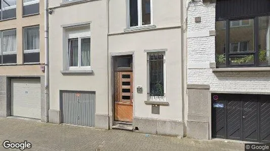 Apartments for rent in Brussels Etterbeek - Photo from Google Street View