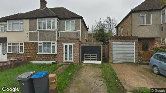 Apartments for rent in New Malden - Surrey - Photo from Google Street View