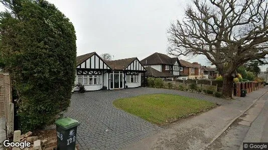 Apartments for rent in Chigwell - Essex - Photo from Google Street View
