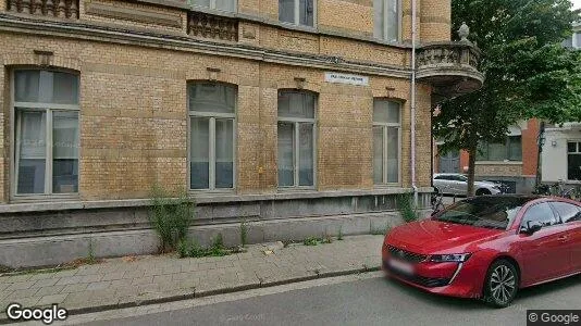 Apartments for rent in Antwerp Berchem - Photo from Google Street View