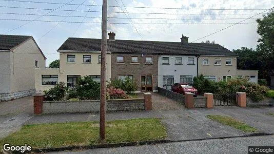 Apartments for rent in Dublin 20 - Photo from Google Street View
