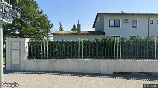 Apartments for rent in Lanzendorf - Photo from Google Street View