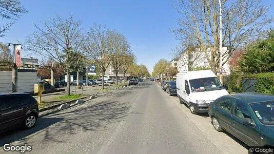 Apartments for rent in L'Haÿ-les-Roses - Photo from Google Street View