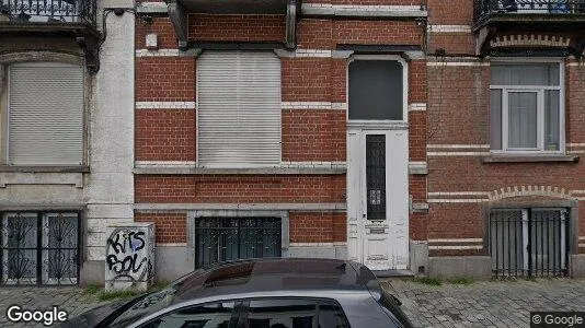 Apartments for rent in Brussels Schaarbeek - Photo from Google Street View