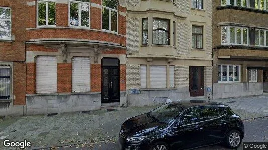 Apartments for rent in Brussels Schaarbeek - Photo from Google Street View