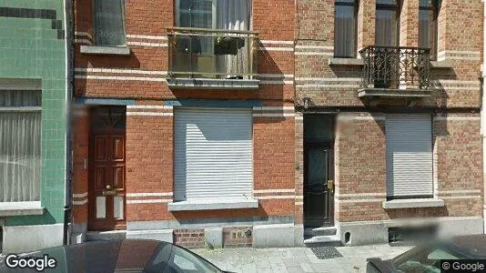 Apartments for rent in Brussels Schaarbeek - Photo from Google Street View