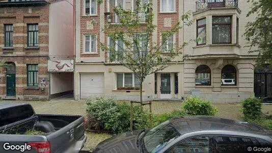 Apartments for rent in Brussels Schaarbeek - Photo from Google Street View