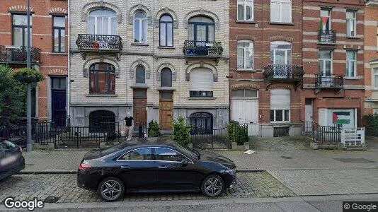 Apartments for rent in Brussels Etterbeek - Photo from Google Street View