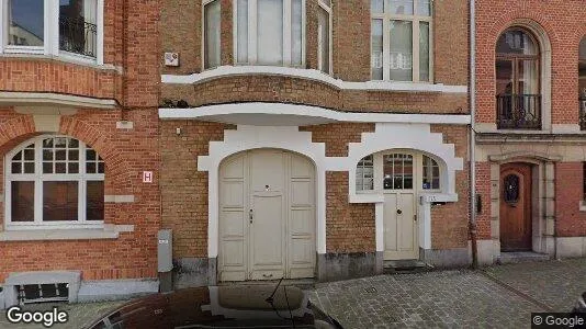 Apartments for rent in Brussels Schaarbeek - Photo from Google Street View