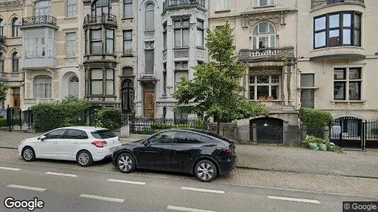 Apartments for rent in Brussels Schaarbeek - Photo from Google Street View