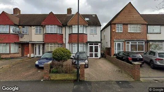 Apartments for rent in Mitcham - Surrey - Photo from Google Street View