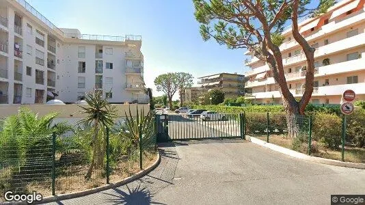 Apartments for rent in Vervins - Photo from Google Street View