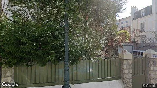 Apartments for rent in Calais - Photo from Google Street View