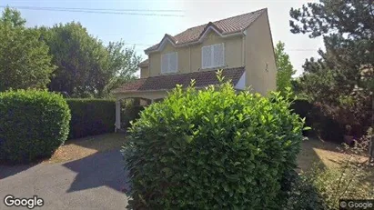 Apartments for rent in Nanterre - Photo from Google Street View