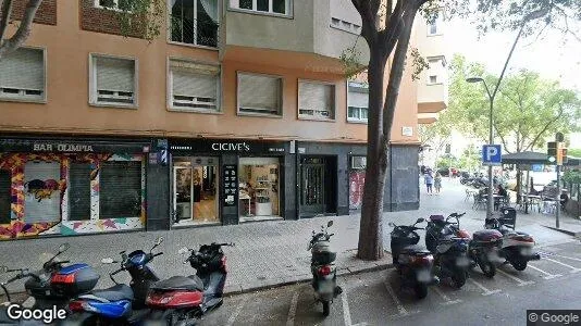 Apartments for rent in Barcelona Gràcia - Photo from Google Street View