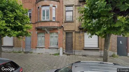 Apartments for rent in Brussels Schaarbeek - Photo from Google Street View