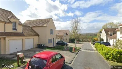 Apartments for rent in Pontoise - Photo from Google Street View