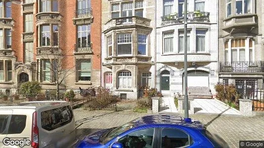 Apartments for rent in Brussels Schaarbeek - Photo from Google Street View