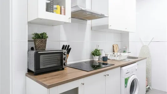 Rooms in Madrid Chamberí - photo 9