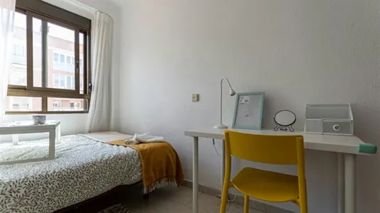 Rooms in Valencia Camins al Grau - photo 6