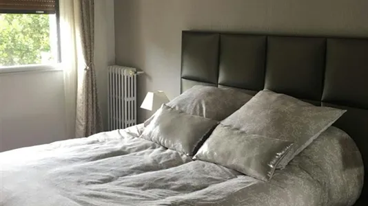 Apartments in Paris 16ème arrondissement (South) - photo 6