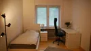 Room for rent, Hamburg Eimsbuttel, Hamburg, &lt;span class=&quot;blurred street&quot; onclick=&quot;ProcessAdRequest(7712510)&quot;&gt;&lt;span class=&quot;hint&quot;&gt;See streetname&lt;/span&gt;[xxxxxxxxxxxxx]&lt;/span&gt;