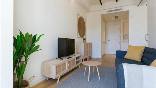 Apartments in Barcelona Eixample - photo 4