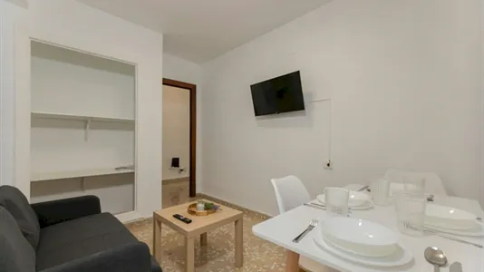 Rooms in Valencia Extramurs - photo 6