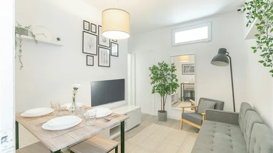 Rooms in Barcelona Eixample - photo 10