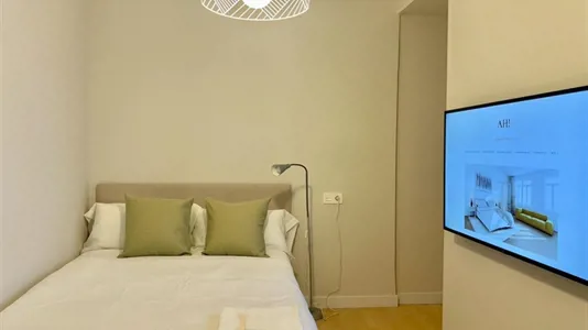 Rooms in Bilbao - photo 3