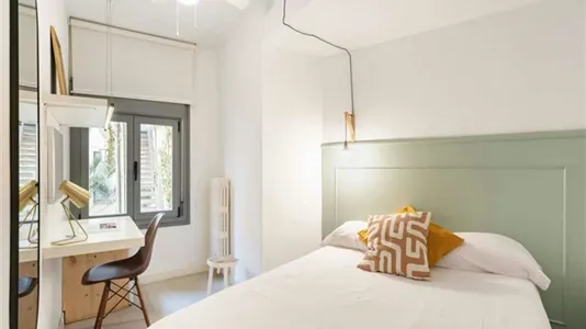 Rooms in Madrid Centro - photo 4