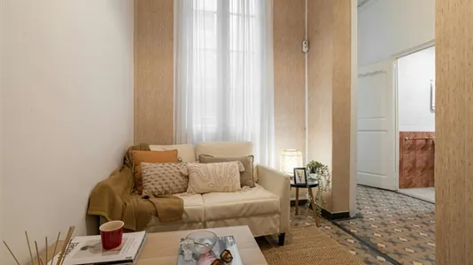 Rooms in Barcelona Ciutat Vella - photo 6