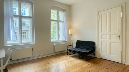 Apartments in Berlin Pankow - photo 2