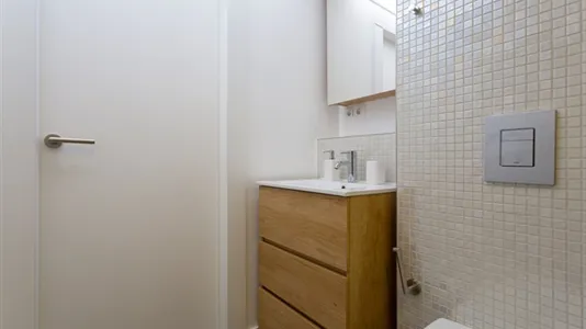 Apartments in Barcelona Eixample - photo 9