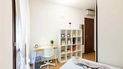 Room for rent in Milano Zona 5 - Vigentino, Chiaravalle, Gratosoglio, Milan