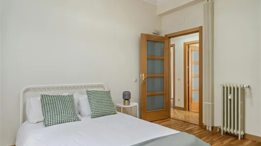 Rooms in Madrid Salamanca - photo 5