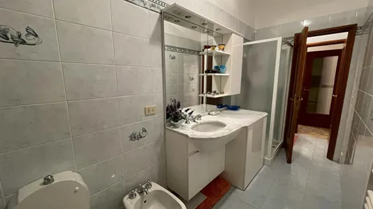 Rooms in Scandicci - photo 8