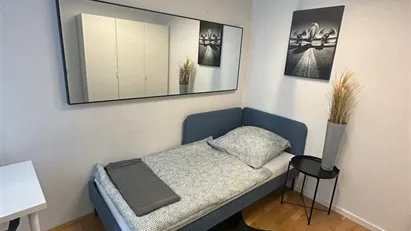 Room for rent in Munich Thalkirchen-Obersendling-Forstenried-Fürstenried-Solln, Munich