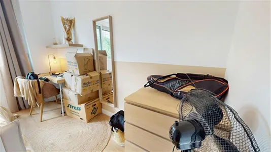 Rooms in Lyon - photo 4