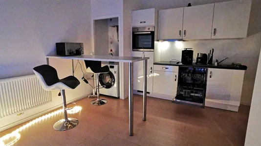 Apartments in Brussels Schaarbeek - photo 1