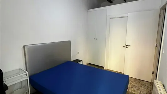 Rooms in Barcelona Ciutat Vella - photo 3