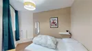 Room for rent, Nanterre, Île-de-France, &lt;span class=&quot;blurred street&quot; onclick=&quot;ProcessAdRequest(11857649)&quot;&gt;&lt;span class=&quot;hint&quot;&gt;See streetname&lt;/span&gt;[xxxxxxxxxxxxx]&lt;/span&gt;