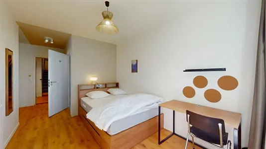 Rooms in Nanterre - photo 3