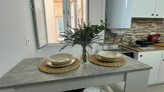 Rooms in Mislata - photo 9