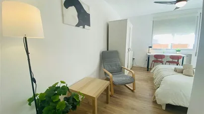 Room for rent in Las Barranquillas, Comunidad de Madrid