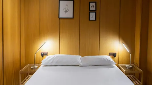 Apartments in Valencia Ciutat Vella - photo 5