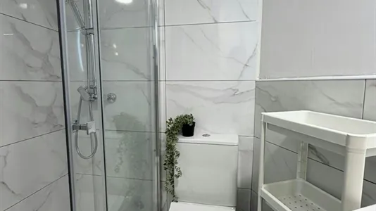 Rooms in Burjassot - photo 9