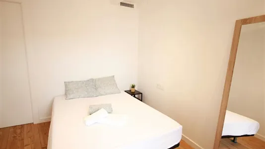 Rooms in Barcelona Sants-Montjuïc - photo 5