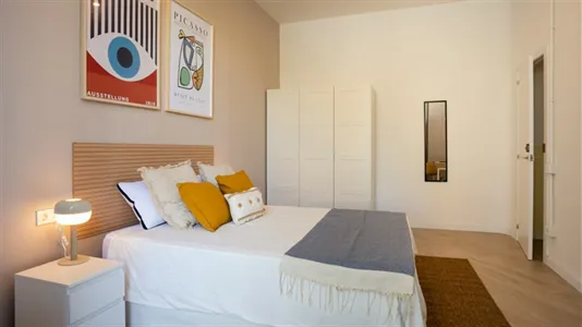 Rooms in Barcelona Eixample - photo 3